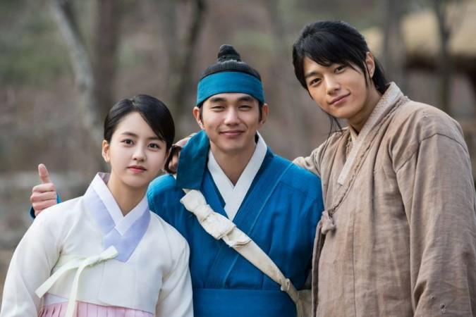 Ruler Master Of The Mask is a new Korean drama. Ruler Master Of The Mask