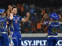 Mitchell McClenaghan, Mumbai Indians, IPL 2017, SRH, KXIP