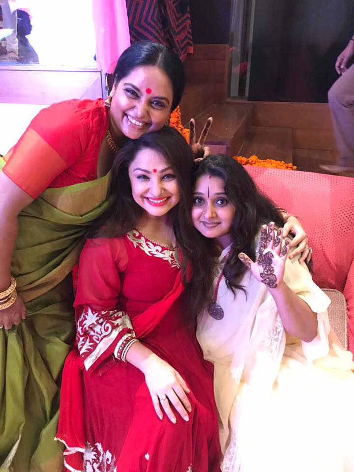 Shruthi, Priyanka Upendra & Malavika at Amulya's Mehendi