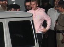 Shera as Justin Bieber's security at Mumbai airport
