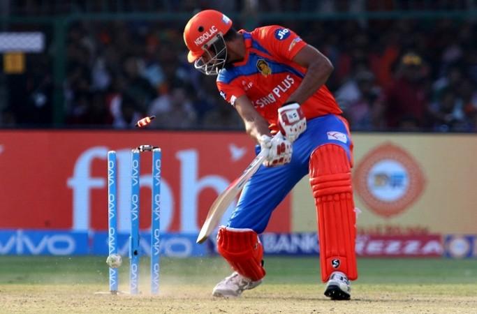 Ankit Soni is bowled by Siddarth Kaul, May 13, 2017 Ankit Soni, Gujarat Lions, stumps, Siddarth Kaul, SRH