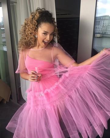 Ella Eyre