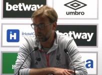 Liverpool boss Jurgen Klopp says players are focused on final match in race for Champions League