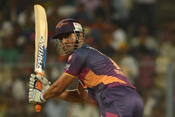 MS Dhoni - which team will he represent in IPL 2018? MS Dhoni, IPL 2017, RPS, MI, playoffs