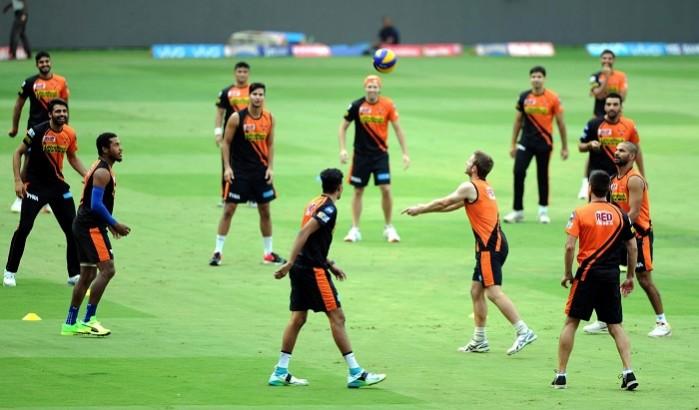Every season, some IPL teams have players on their roster, who does not feature in a single match also. SRH, KKR, IPL 2017, playoffs, Eliminator