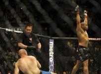 Daniel Cormier, Conor McGregor, Floyd Mayweather, McGregor vs Mayweather, boxing, UFC