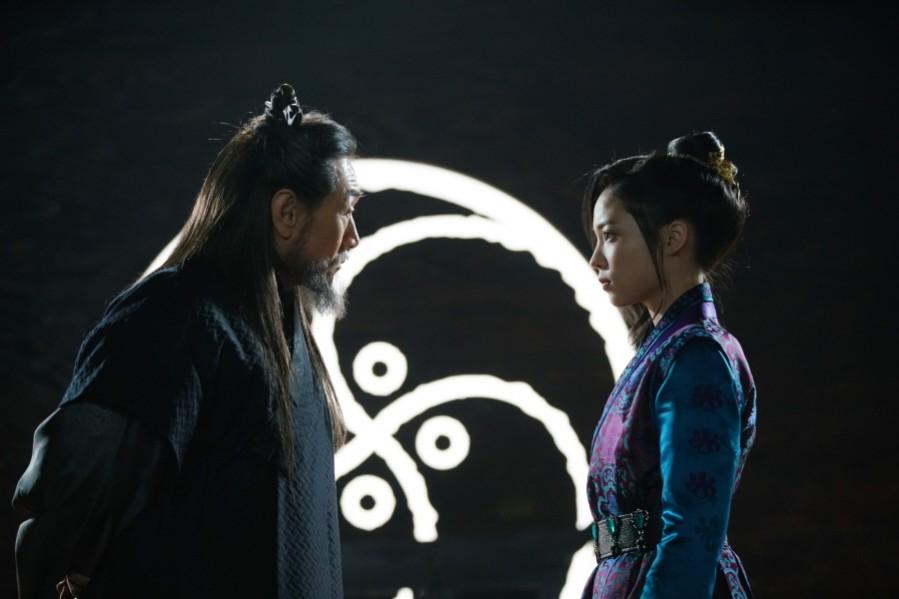 Is she trying to help the Crown Prince? Ruler: Master Of The Mask