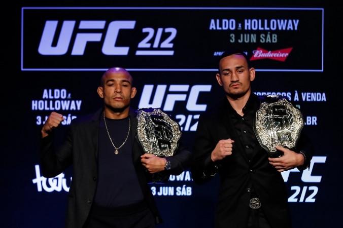 Jose Aldo and Max Holloway. Jose Aldo, Conor McGregor, UFC, Aldo vs McGregor, boxing, Max Holloway, UFC 212