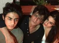 Aryan Khan, Shah Rukh Khan, Sara Ali Khan at Karan Johar's birthday bash