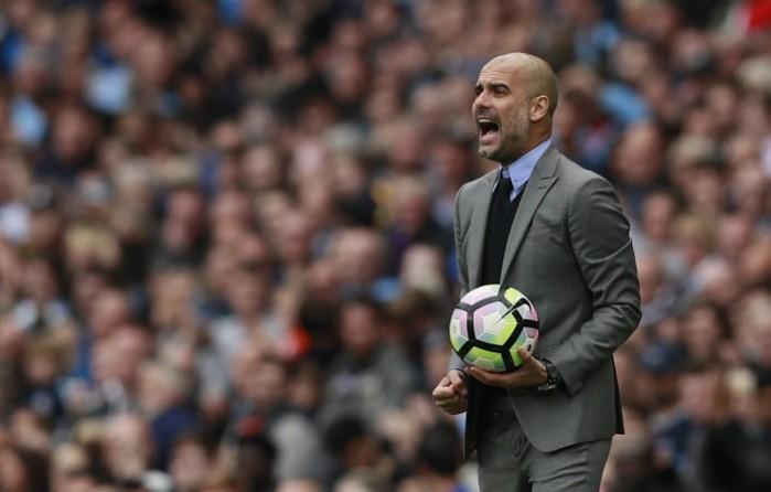 Pep Guardiola. Manchester City, Manchester City transfer news, Pep Guardiola, Kyle Walker, Alexis Sanchez