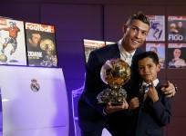 Cristiano Ronaldo, Cristiano Ronaldo Jr, goal, free kick