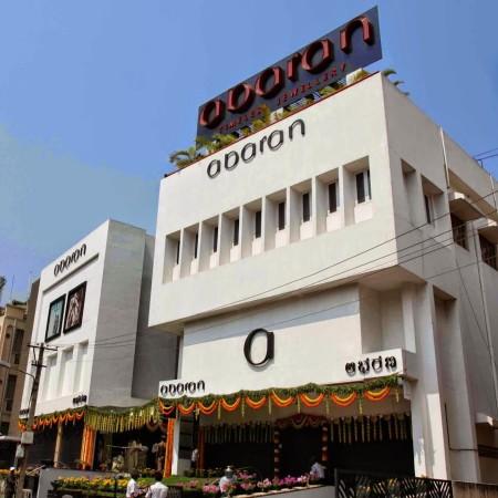 Abaran Jewellers store in Bengaluru. abaran jewellers, abaran ceo pratap kamath, gold prices in india, gst rate on gold, gst council meeting on June 3