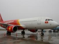 vietjet, vietjet overseas listing, vietjet ceo nguyen thi, vietjet founder nguyen thi, bikini airline vietjet