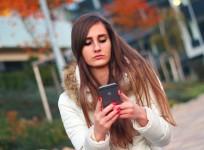 Smartphone thumb, arthritis, thumb, health,