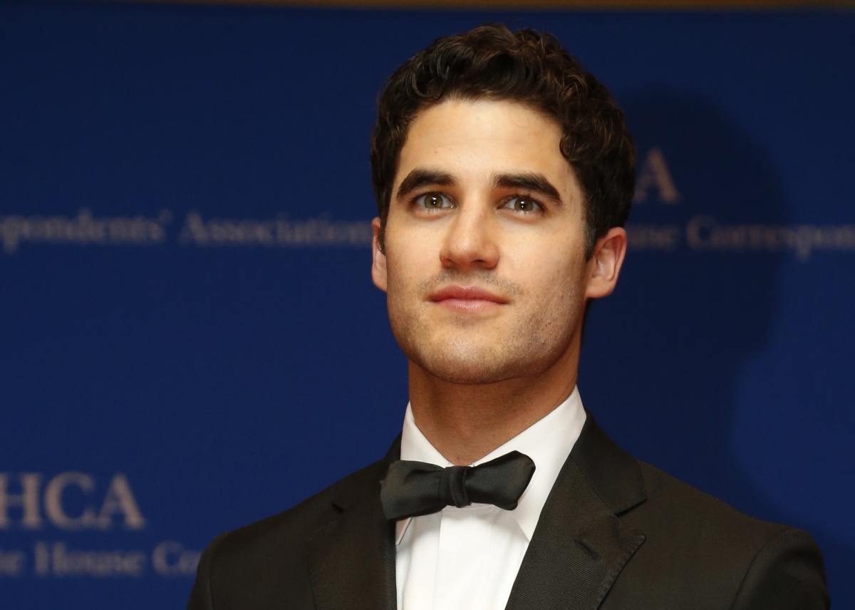 Darren Criss Shares A Naked Photo On Instagram Ibtimes India