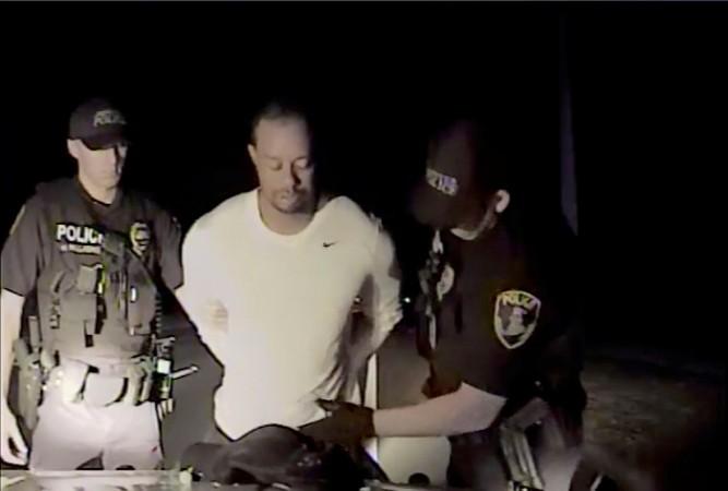Tiger Woods being arrested. Tiger Woods, Tiger Woods arrest, Tiger Woods arrest video, golf