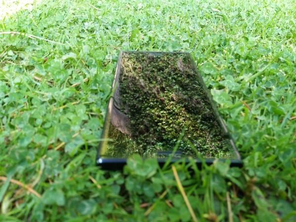 Sony Xperia XZ Premium unboxing and first look Sony Xperia XZ Premium unboxing and first look