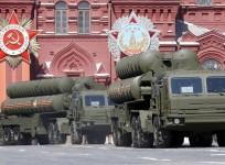 Russian S-400 air defence mobile missile launching systems