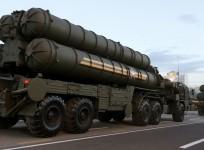 Russian S-400 air defence mobile missile launching systems