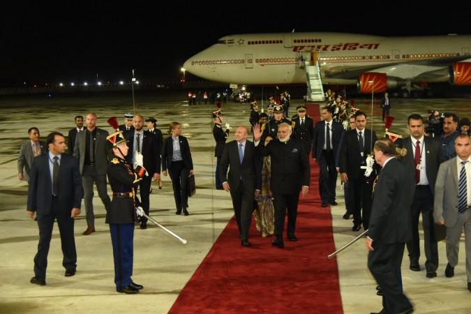 PM Modi arrives in France PM Modi