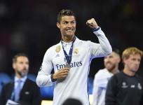 Cristiano Ronaldo, Cristiano Ronaldo FIFA 18, FIFA 18, FIFA, FIFA 18 Ronaldo