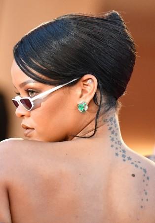 Rihanna sizzles in sheer crop top. Rihanna