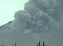 Showa crater erupts in Sakurajima, Japan