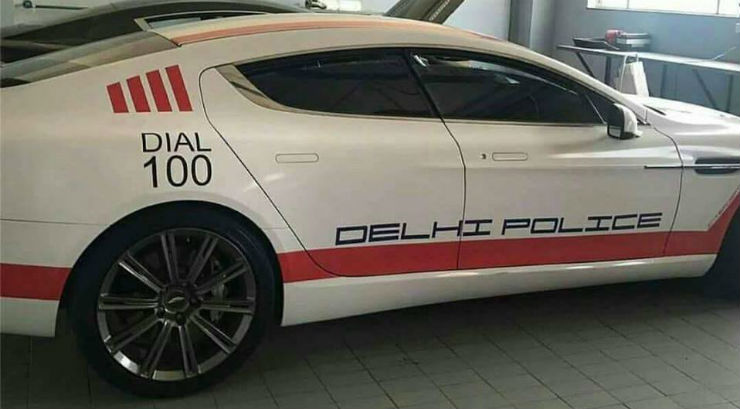 Aston Martin Rapide, Aston Martin Rapide with Delhi Police badge, Aston Martin Rapide of Delhi police