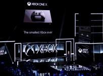 Xbox One X vs PS4 Pro