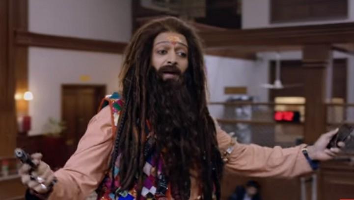 Riteish Deshmukh in Bank Chor Bank Chor