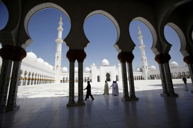 Abu Dhabi's Sheikh Zayed Mosque Abu Dhabi Mosque