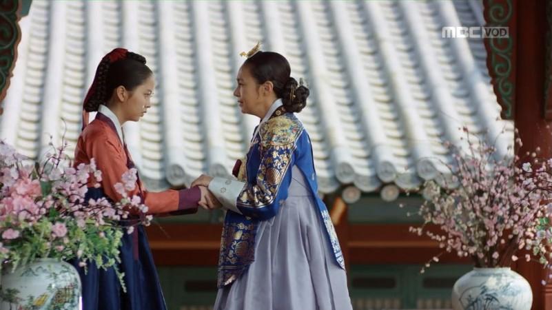 Will Queen reach out for Ga Eun's help? Ruler: Master Of The Mask