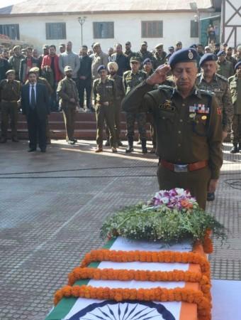Feroz Ahmed Dar and the five other policemen's wreath laying ceremony. Feroz Ahmed Dar and the five other policemen's wreath laying ceremony.
