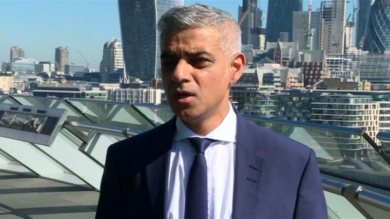 Sadiq Khan Sadiq Khan urges Londoners to be calm but vigilant after Finsbury Park mosque attack