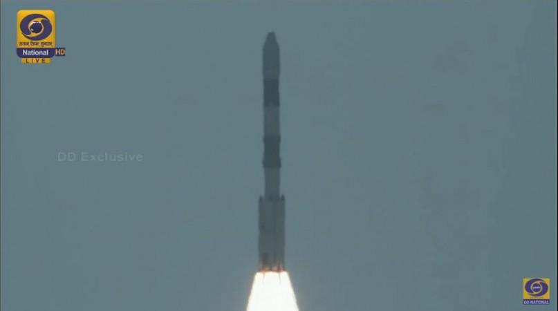 PSLV C38 launched! PSLV C38