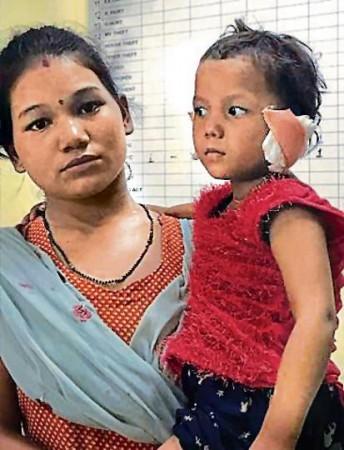 Amit Bahadur's daughter and wife Amit Bahadur's daughter