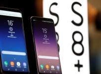 Samsung Electronic's Galaxy S8 and S8 are displayed at its store in Seoul, South Korea