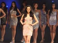 Manushi Chillar