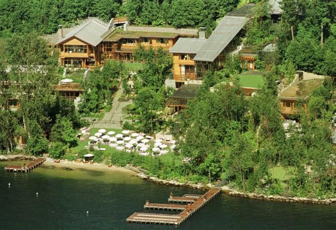 This aerial photograph taken on July 13, 1999, shows Bill and Melinda Gates' home in Medina, Washington which cost more than $60-million and took four years to build. Located on the Eastern shore of Lake Washington two miles from Seattle, the waterfront house is home to the richest man in the world, Bill Gates, co-founder of computer software manufacturing giant Microsoft Corporation. Bill Gates' Xanadu 2.0