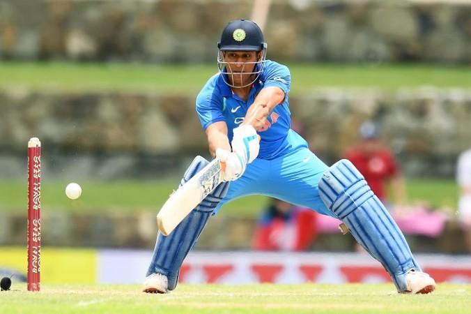 MS Dhoni was all about the innovation in the third one-day international, June 30, 2017 MS Dhoni, India, West Indies, 3rd ODI, Antigua