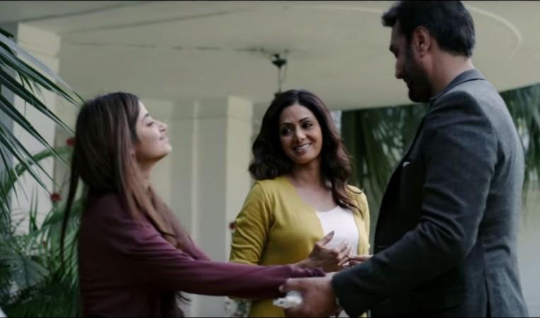 Sridevi makes grand comeback with Mom
