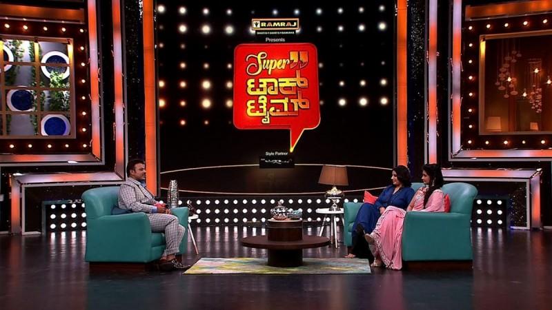 Akul Balaji with Pooja Gandhi and Shubha Poonja on Super Talk Time. Akul Balaji with Pooja Gandhi and Shubha Poonja on Super Talk Time