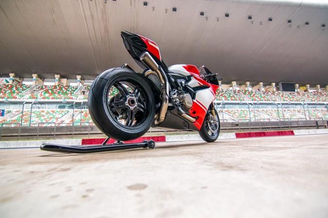 Ducati 1299 Superleggera Ducati 1299 Superleggera, Ducati 1299 Superleggera India, Ducati 1299 Superleggera sales