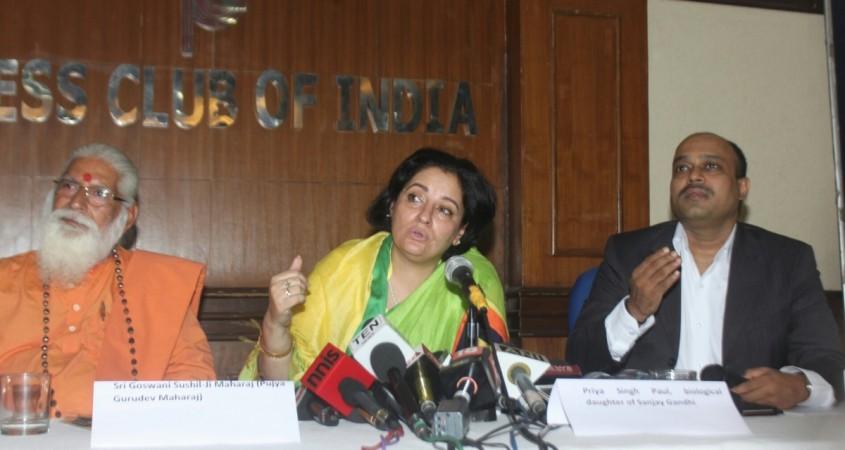 Priya Singh Paul (middle), who claims to be secret daughter of Sanjay Gandhi, at a press conference Indu Sarkar controvery; Priya Singh Paul, secret daughter of sanjay gandhi