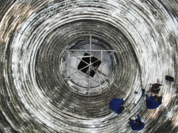 Representational image of workers preparing for laying undersea cable. bsnl cable, chinese firms bidding for bsnl project, under sea cable, andaman nicobar island port blair chennai under sea cable
