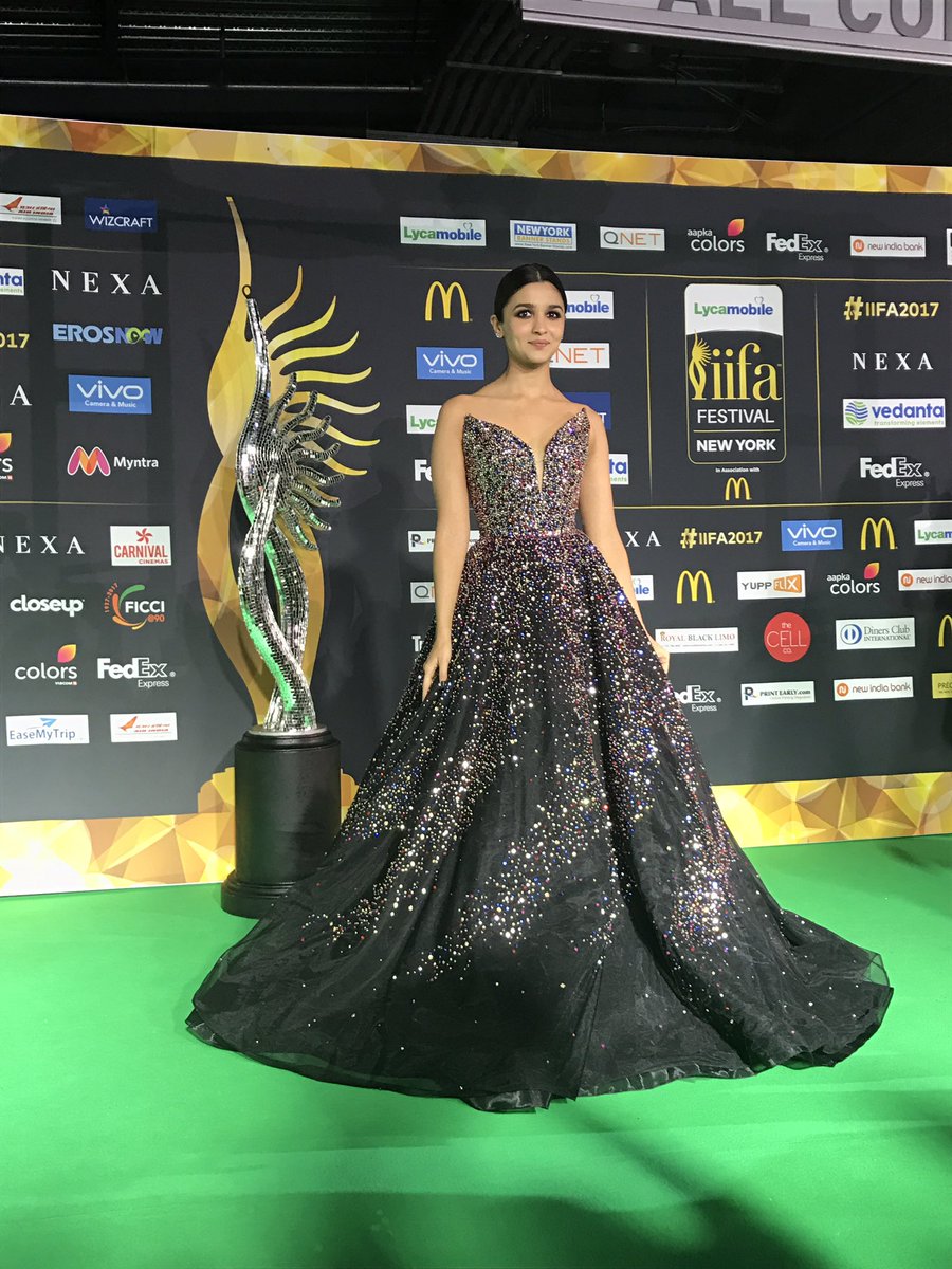 IIFA 2017 best dressed celeb: Alia Bhatt IIFA 2017 best dressed celeb