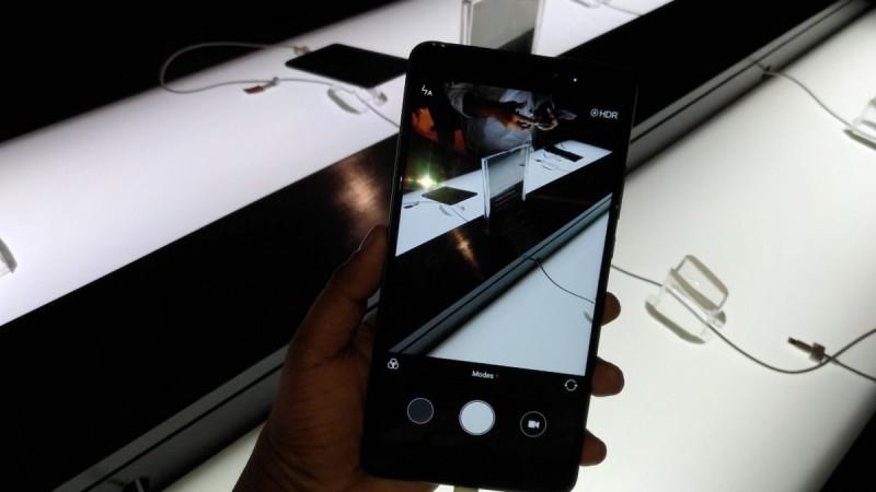 Xiaomi Mi Max 2 first impression: Massive phone with sleek design Xiaomi Mi Max 2, Price, specifications, features, launch, India