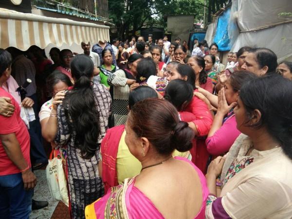 Family and friends of the victims of the Ghatkopar building collapse. Ghatkopar building collapse