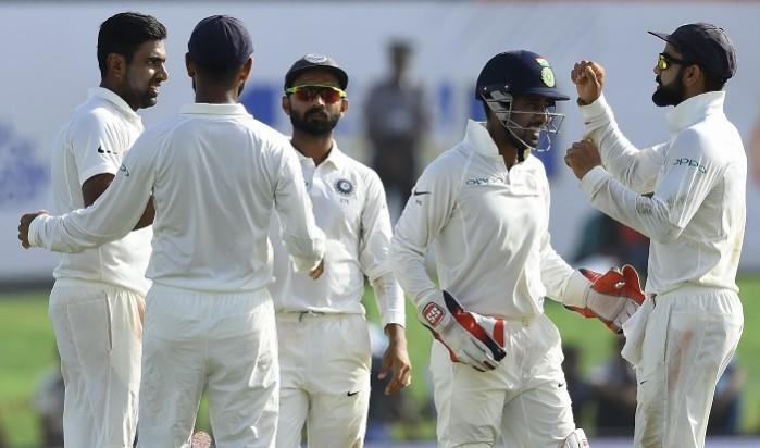 R Ashwin picked up three of the eight Sri Lanka wickets Ashwin, Rahane, Saha, Kohli, India