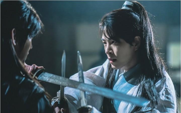 Will Wang Rin betray Wang Won? The King Loves